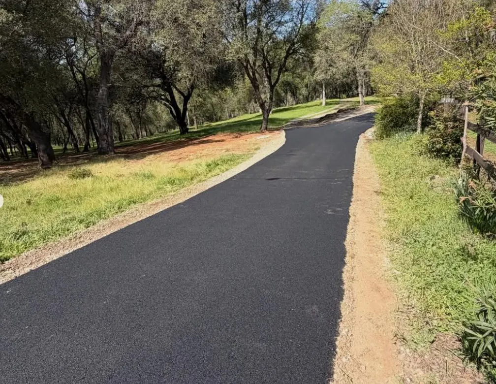 The Complete Guide to Asphalt: Paving, Repair, Maintenance, and More 3 Asphalt Driveways in Northern California