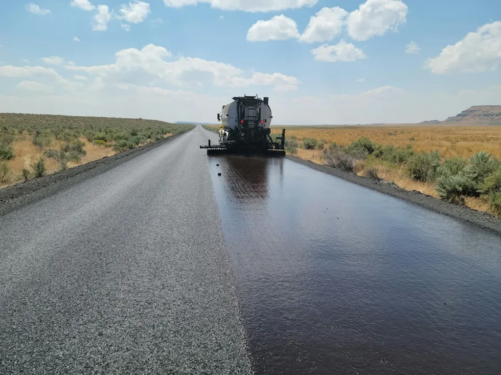 The Complete Guide to Asphalt: Paving, Repair, Maintenance, and More 1 Asphalt Maintenance